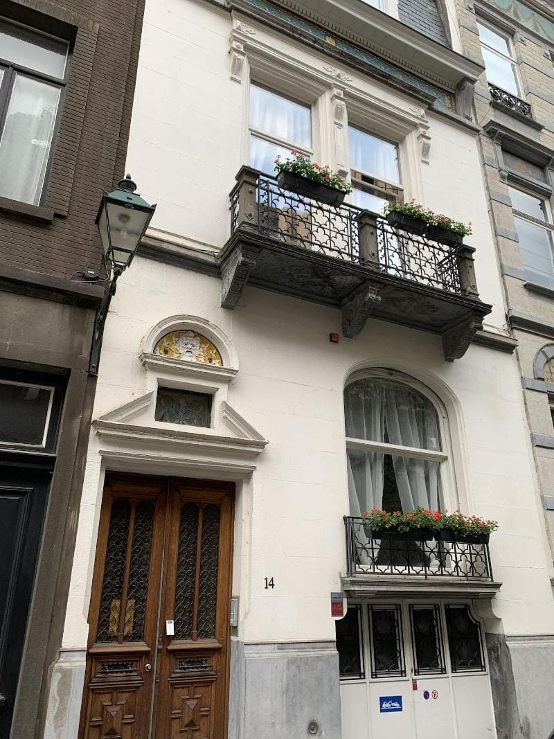 Chic Cocoon Hotel in Saint-Gilles