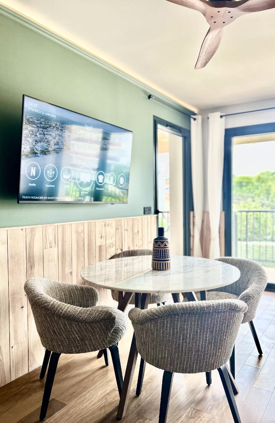 Les Vagues Hotel & Spa Hotel in Arcachon
