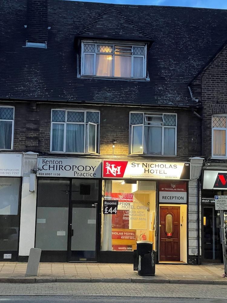 St Nicholas Hotel Kenton Hotel in Harrow