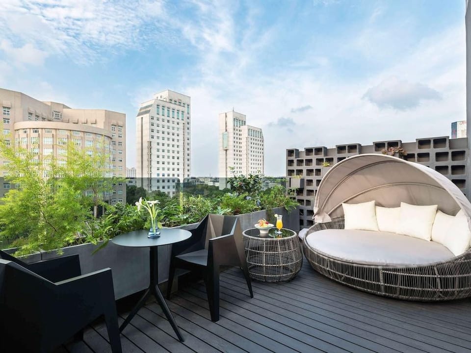 Novotel Yangzhou Slender West Lake Hotel in Jiangsu