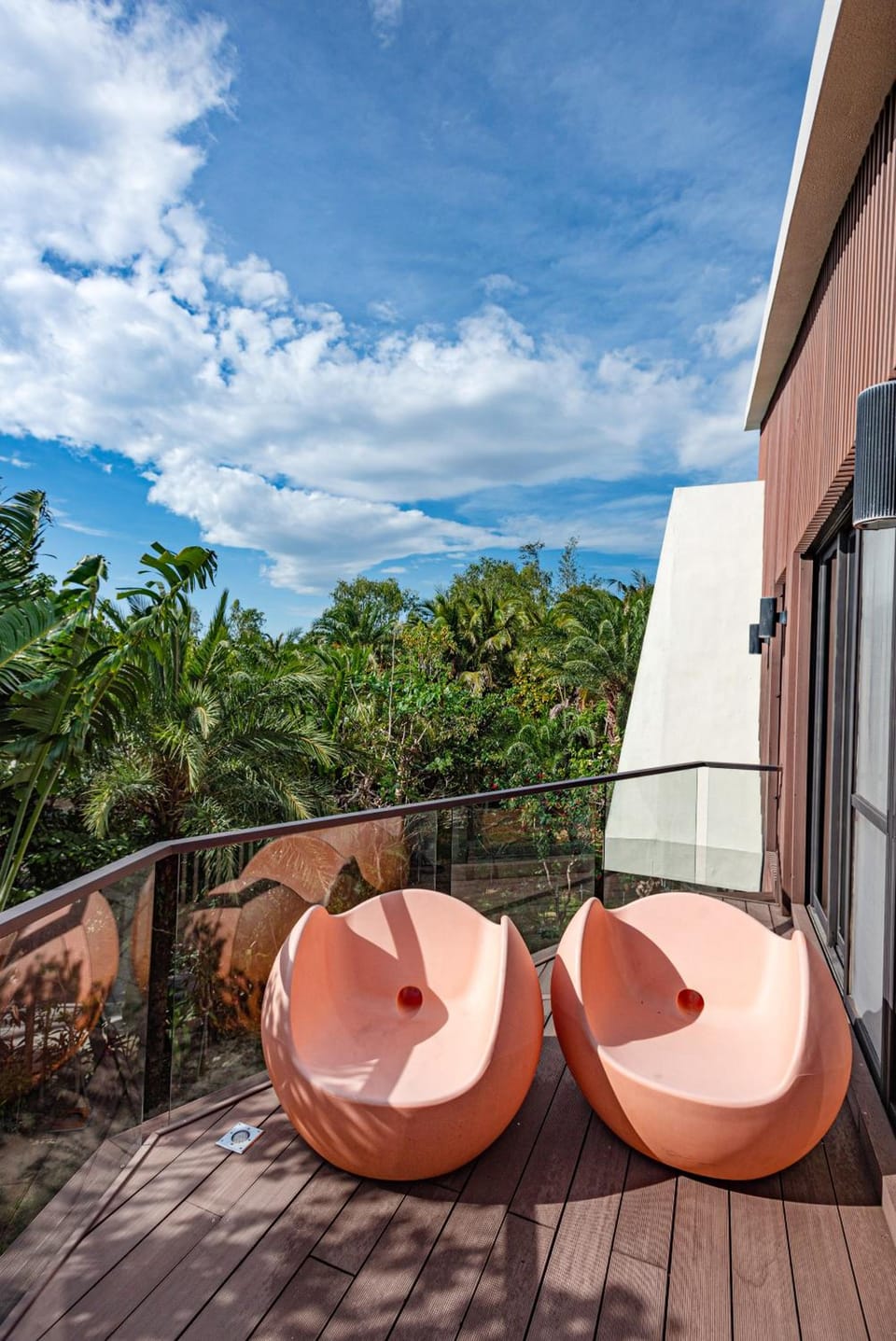 The House 15 Villa Resort in Hengchun Township