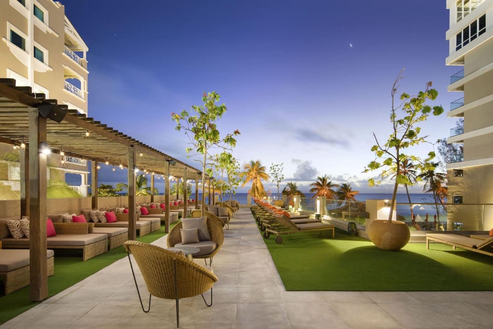 O2 Beach Club & Spa by Ocean Hotels - All Inclusive Hotel in Oistins