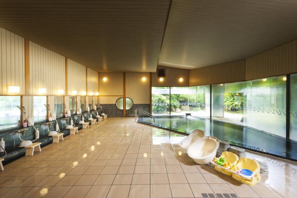 Hot spring bath