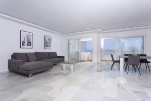 B51 Executive Flats Marbella Puerto Banus Hotel in Marbella