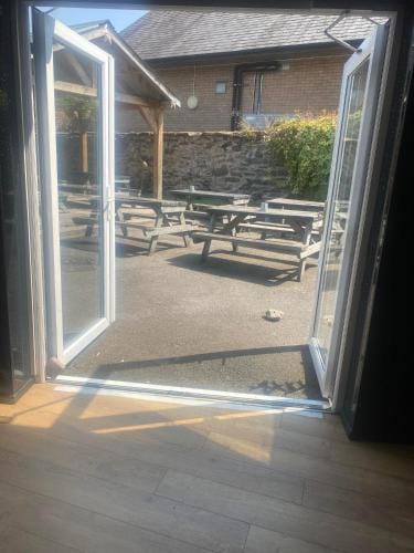Prince of wales pub and accommodation Inn in Llangollen