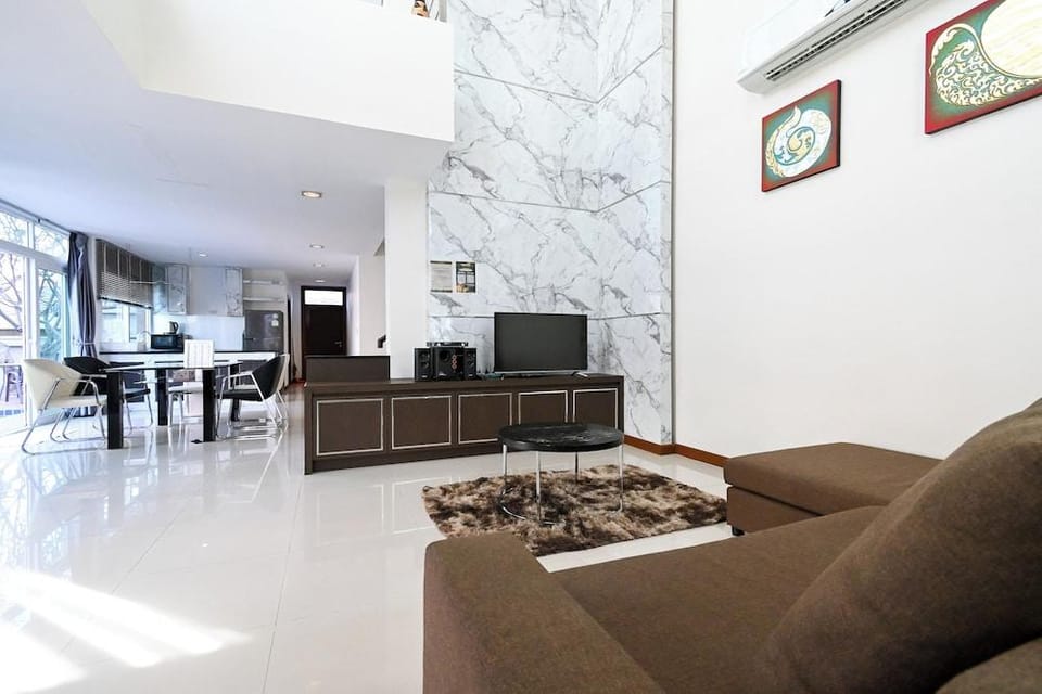 Golden Sea Pool Villa Hua Hin Hotel in Hua Hin District