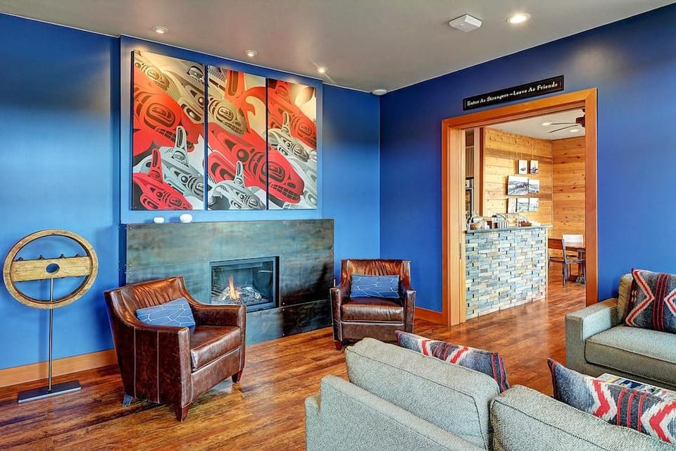 Snug Harbor Resort Hotel in San Juan Island