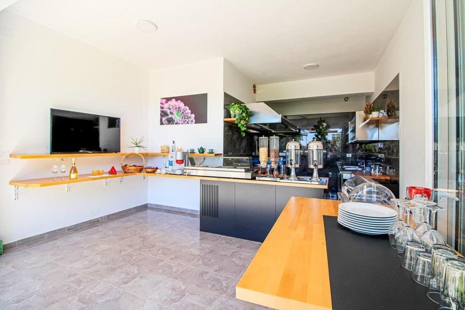 Green Garden Villa Hotel in Ksamil