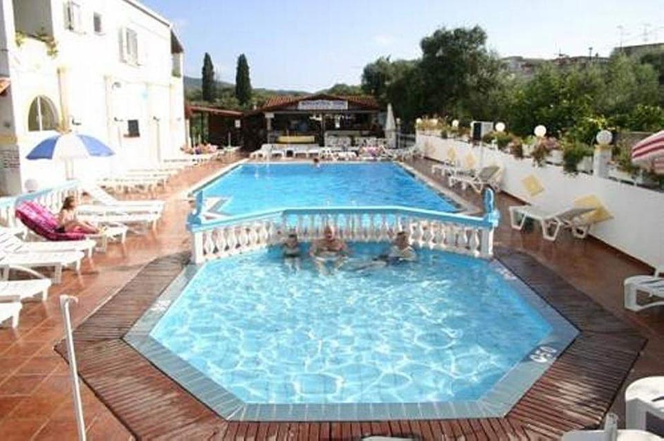Leftis Romantica Hotel in Moraitika