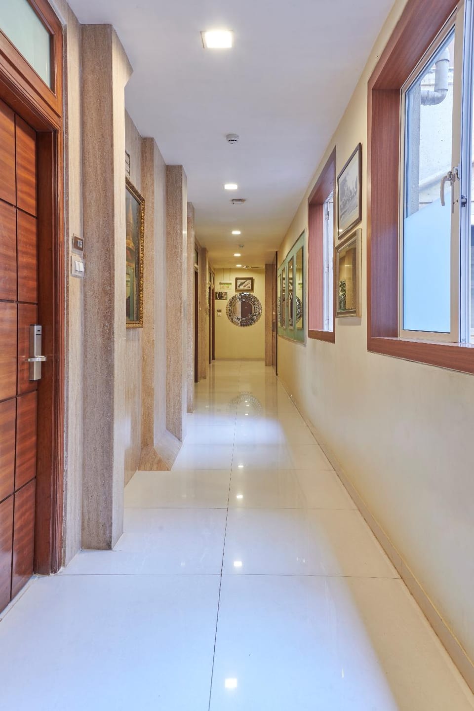 Bentley Hotel Hotel in Mumbai