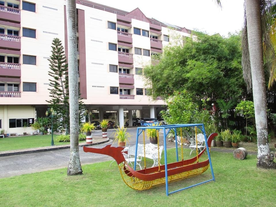 Muang Thong Family Suite Hat Yai Hotel in Thailand