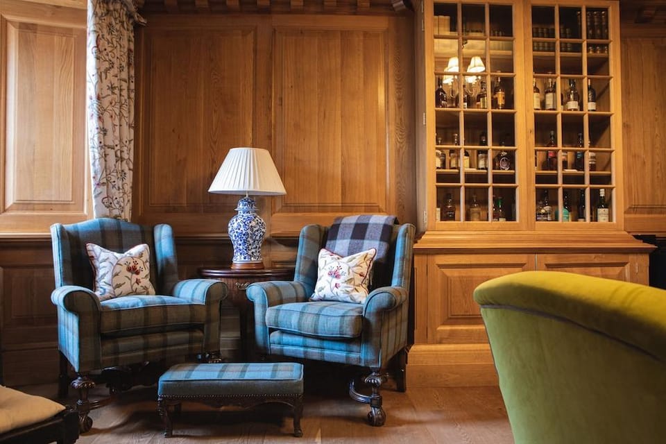 Mingary Castle - Restaurant with Rooms Hotel in Scotland