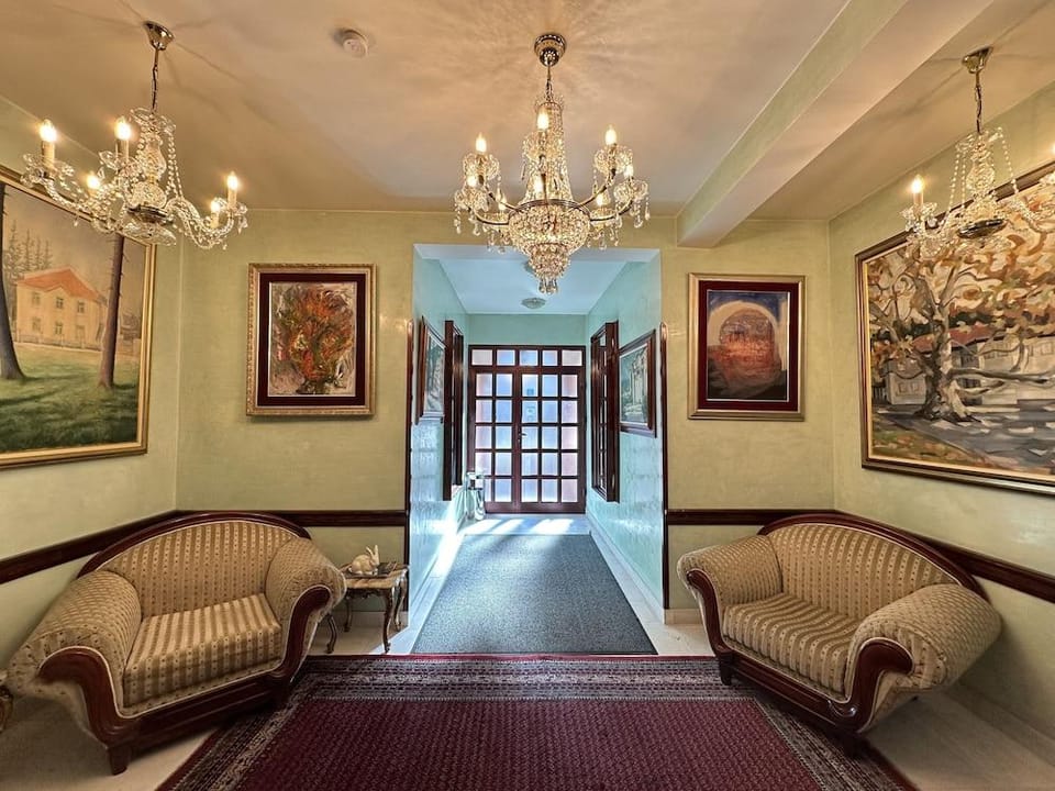 Vila Lux Hotel Hotel in Budva