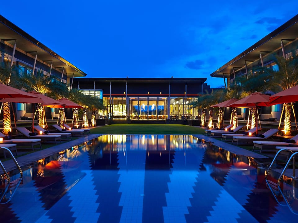 Swimming pool