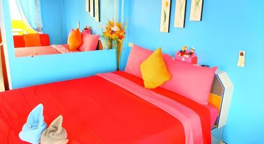 Baan Navy Kohlarn Hotel in Chon Buri Changwat