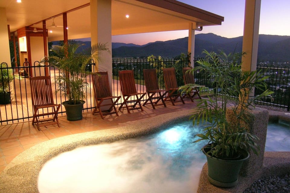 The Summit Rainforest Retreat  Lodge in Atherton