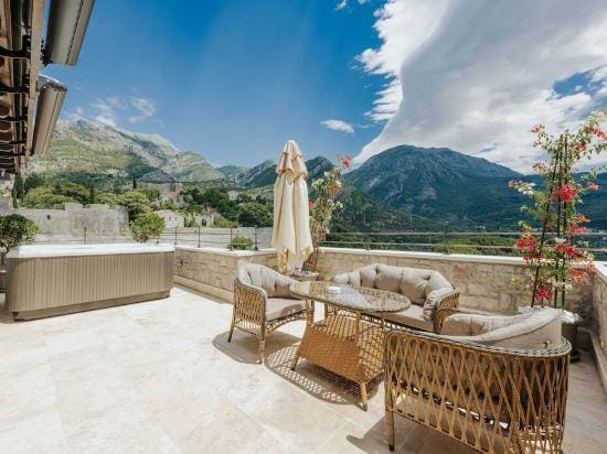 Stara Čaršija Hotel and Spa Hotel in Montenegro