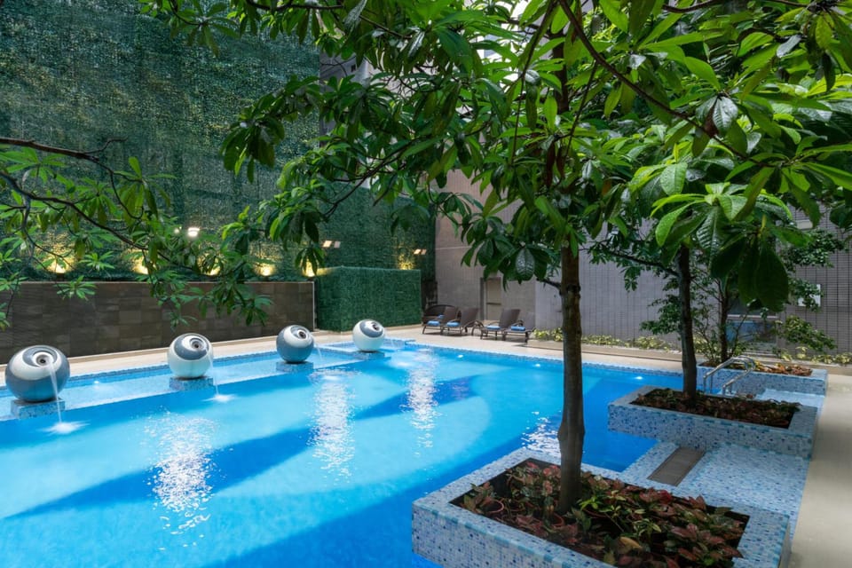 Dorsett Tsuen Wan Hong Kong Hotel in Hong Kong