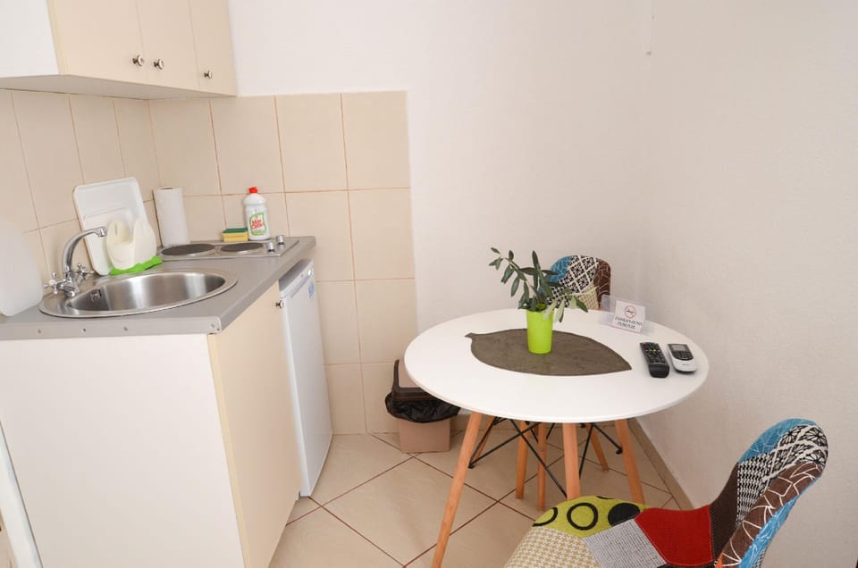 Apartments Tea Kotor Hotel in Dobrota