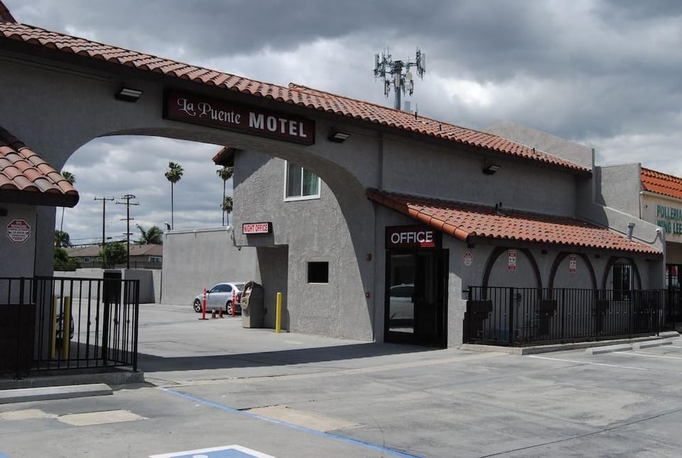 La Puente Inn Hotel in West Covina