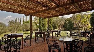 Castel Bigozzi Hotel in Tuscany