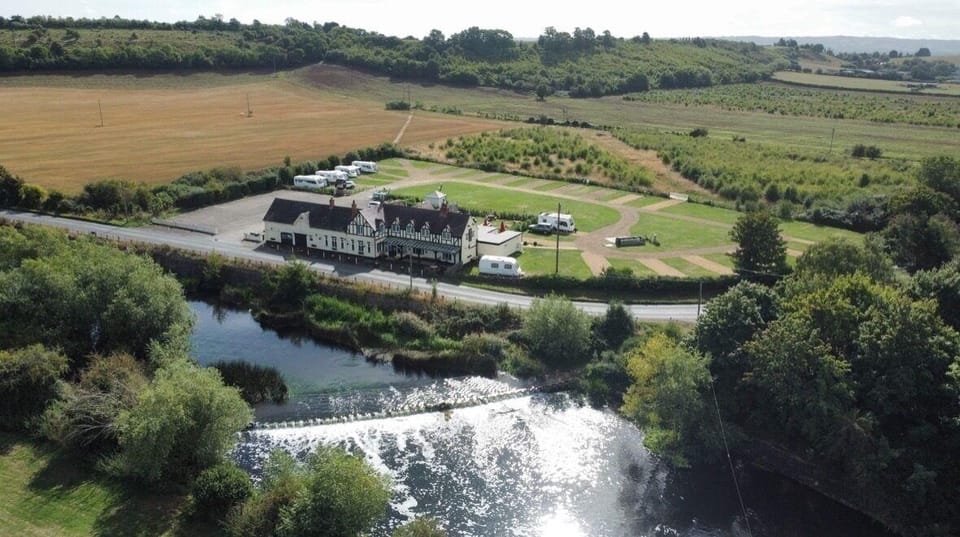 The Fish and Anchor Inn Hotel in Wychavon District
