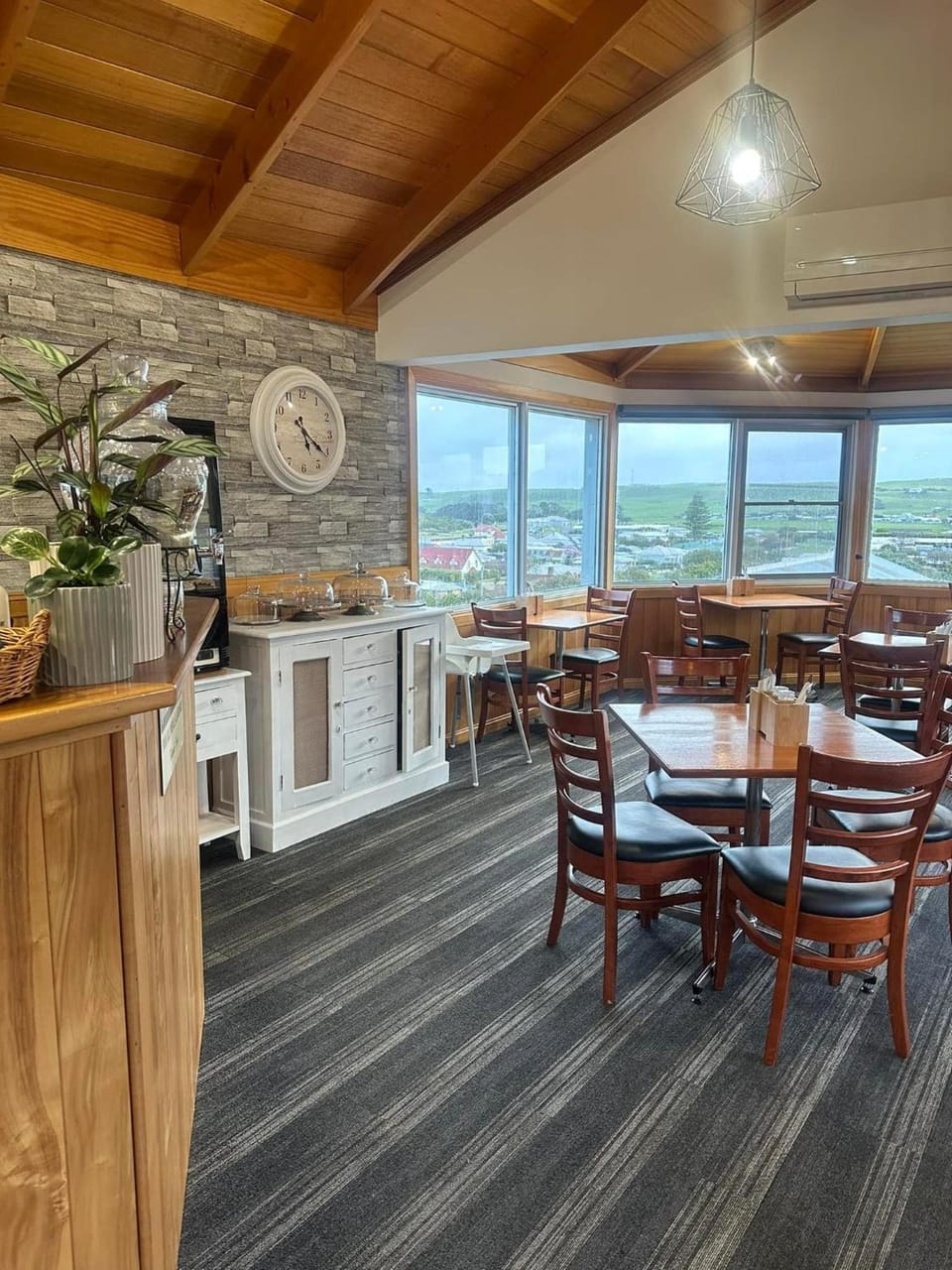 Angel's Aisle Cottages Hotel in Tasmania