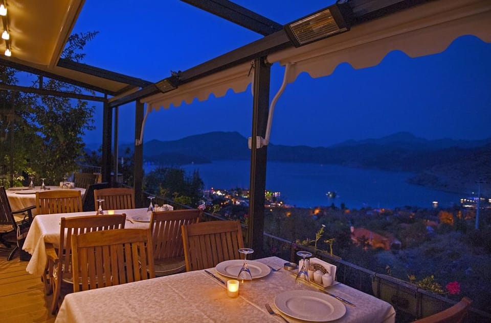 Swan Lake Boutique Hotel - Adults Only Hotel in Muğla Province