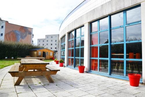 Auberge La Digue Hostel in Calais