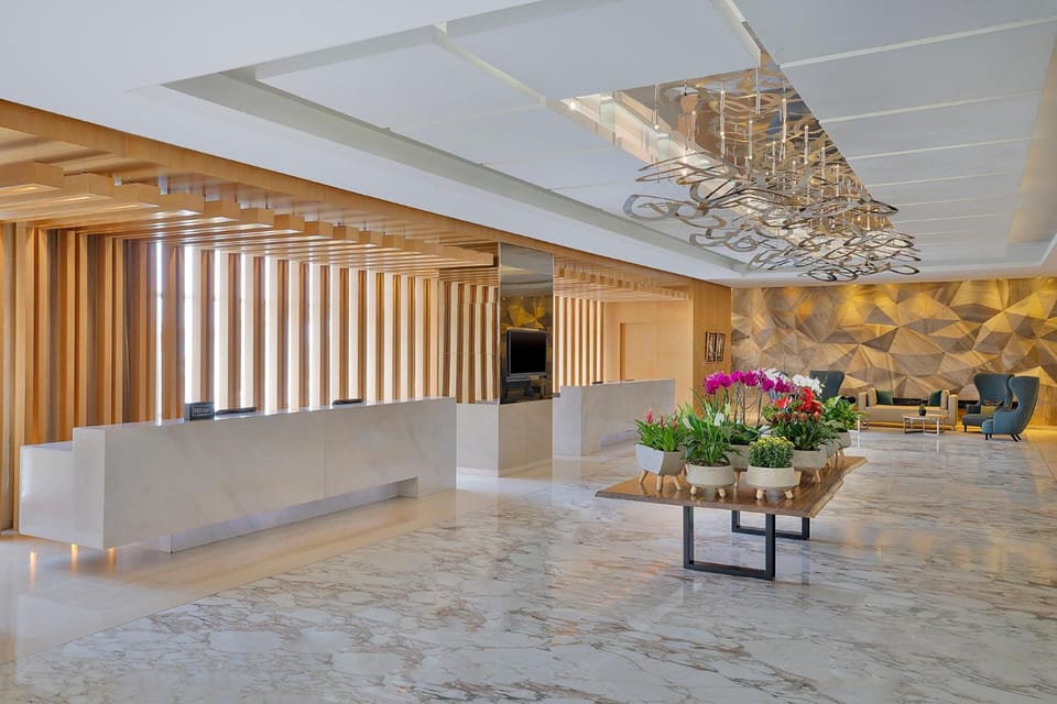 DoubleTree by Hilton Dubai - Jumeirah Beach Hotel in Dubai