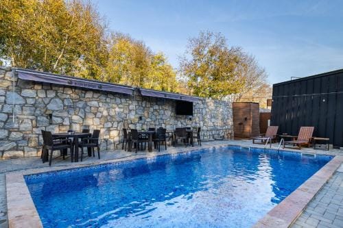 Blisku do Gradot - Riverfront Luxury Cabins Lodge in Greater Skopje, North Macedonia