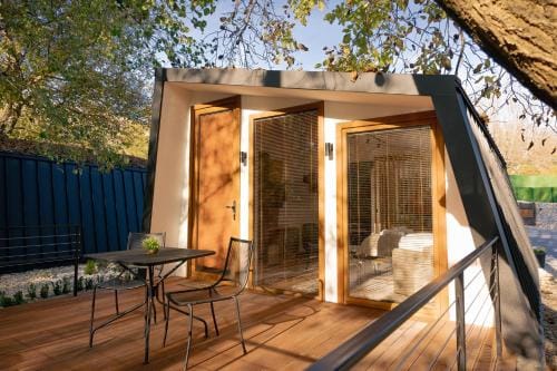 Blisku do Gradot - Riverfront Luxury Cabins Lodge in Greater Skopje, North Macedonia