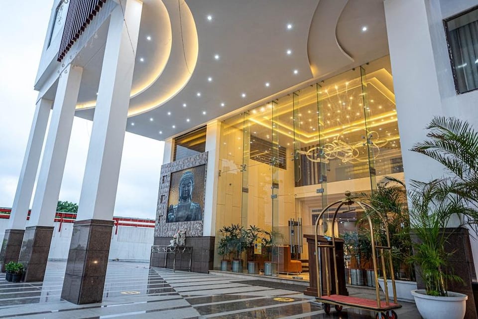 The Elite Lucknow Hotel in Lucknow