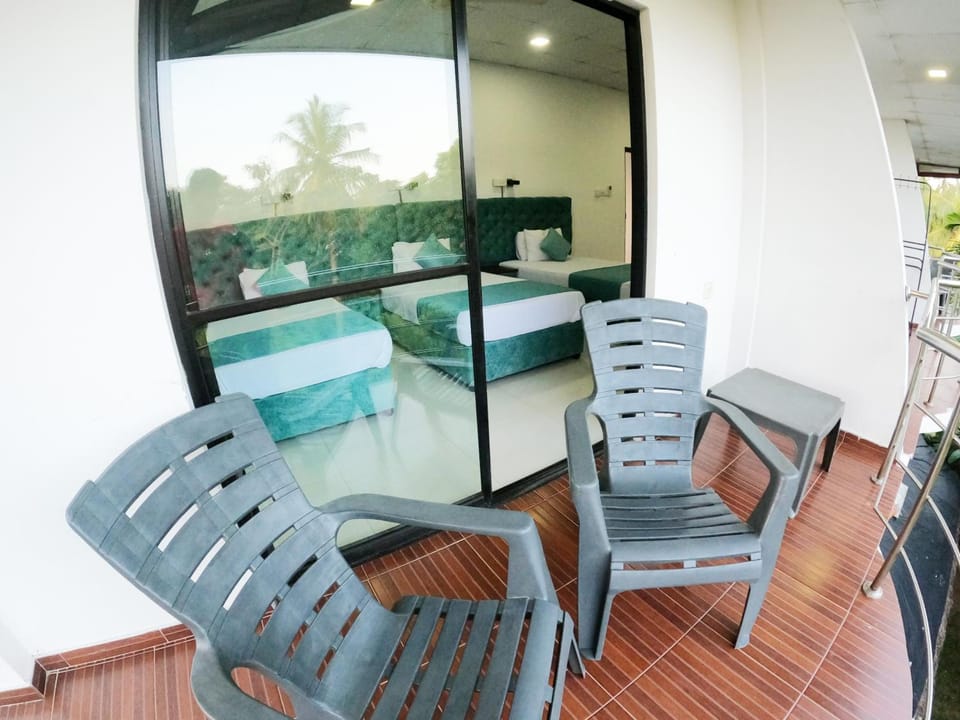 Seyara Holiday Resort Hotel in Central Province