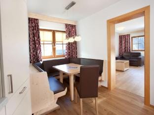 Apartment Wald im Pinzgau near Ski Lift Hotel in Salzburgerland
