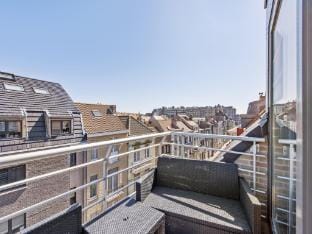 Nice duplex located in the market square Hotel in Flanders