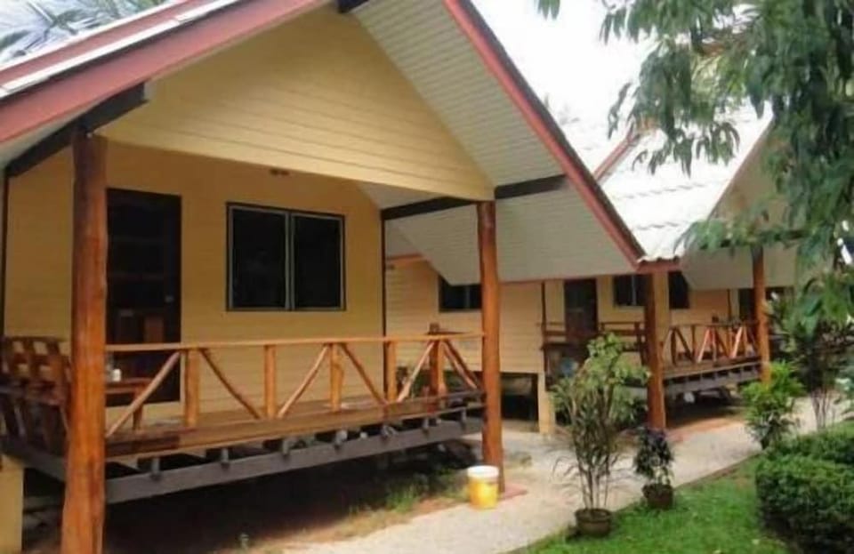 Baan Tai Rom Yen Resort Resort in Surat Thani Changwat