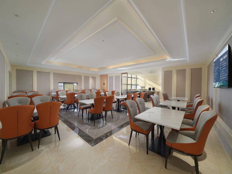 Vienna Hotel (Kunshan Huaxi Garden metro ) Hotel in Shanghai