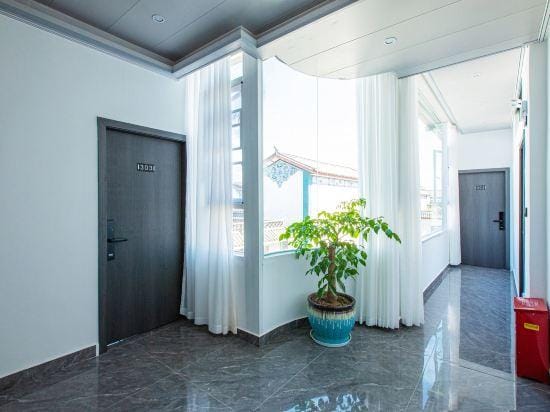 Dali Mutong Homestay Hotel in China
