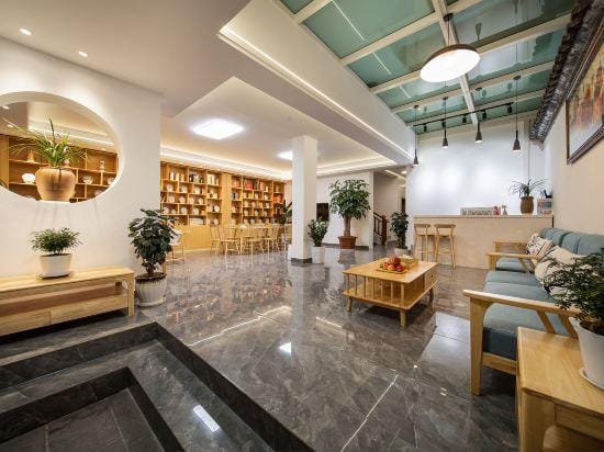 Dali Tinghai Xiaozhu Inn Hotel in China