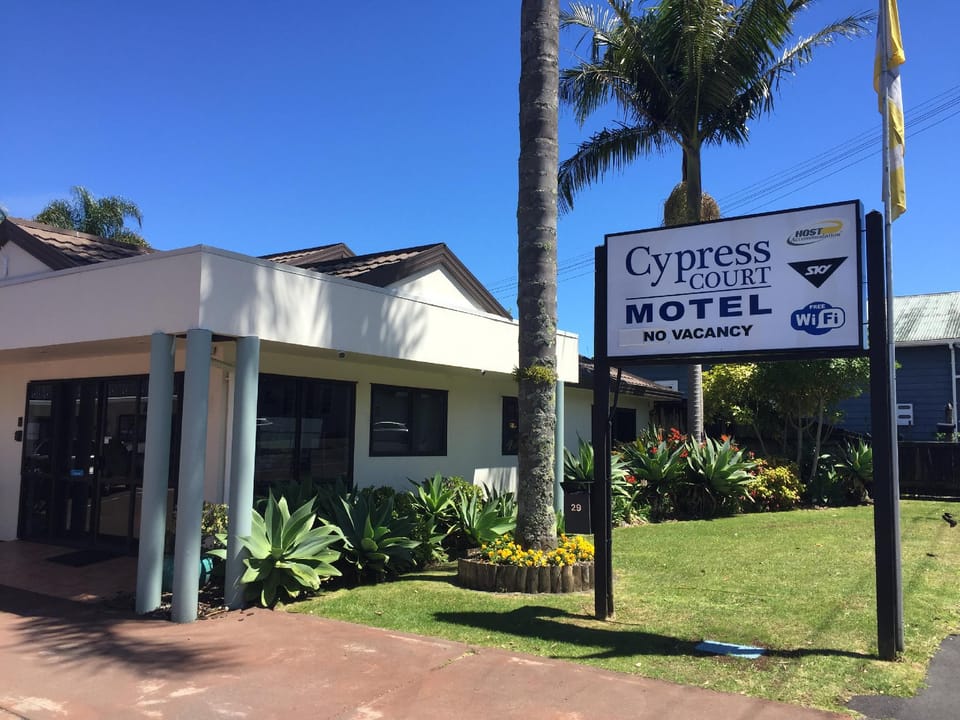Cypress Court Motel Motel in Whangārei