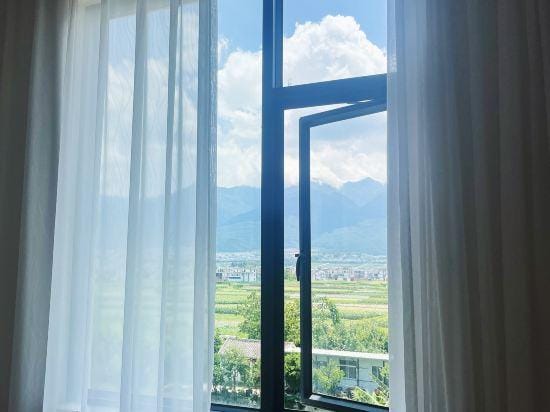 Dali Shanhe Homestay Hotel in China