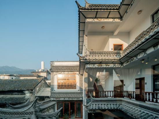 Daliyu Nian Homestay Hotel in China