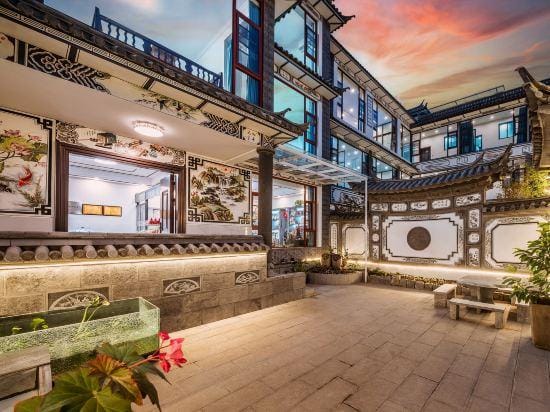 Bohai Xinglin Spring Inn Hotel in China
