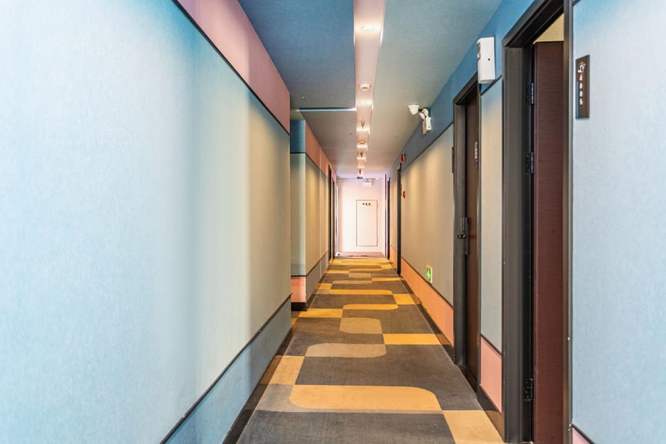 Netfish e-sports Hotel (Shanghai Baoshan Shanghai University Branch) Hotel in Shanghai