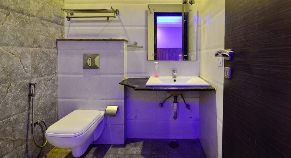 Hotel Emporio Hotel in New Delhi