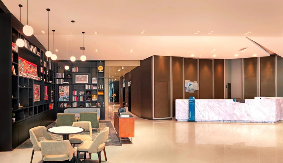 Holiday Inn Express Chengdu West Gate By IHG Hotel in Chengdu