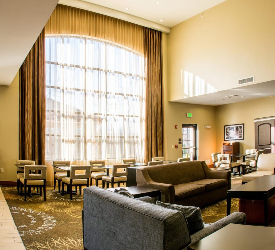 Staybridge Suites Schererville By IHG Hotel in Indiana