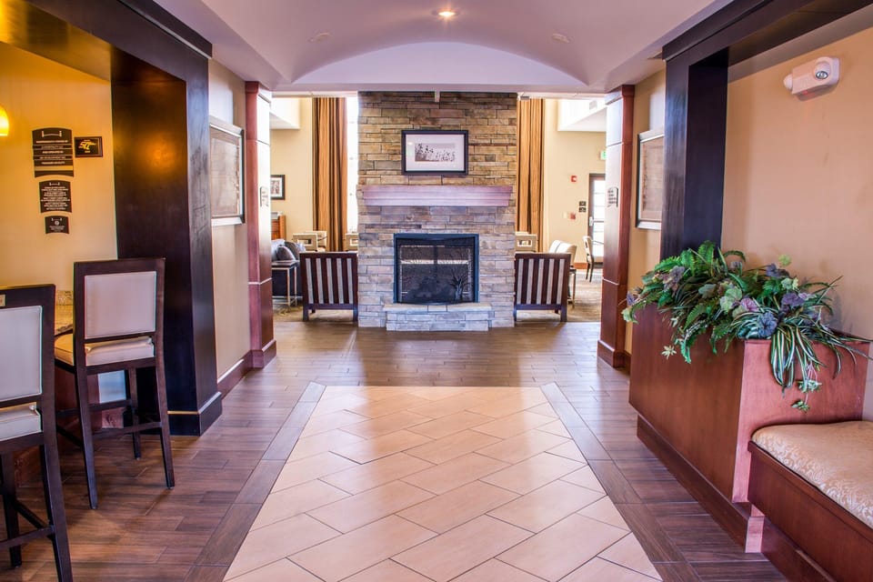 Staybridge Suites Schererville By IHG Hotel in Indiana