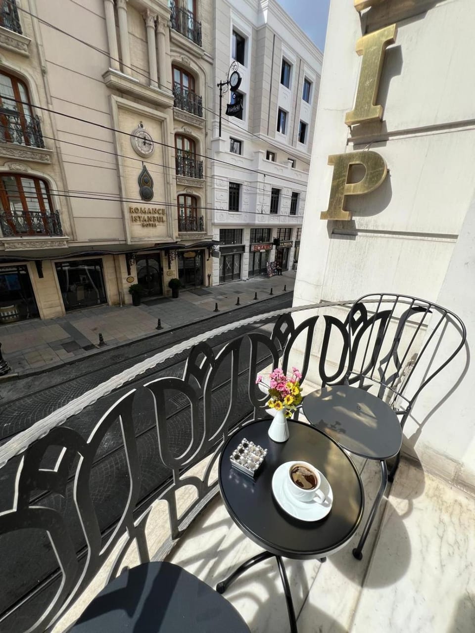 Weingart Black Tulip Hotel in Istanbul